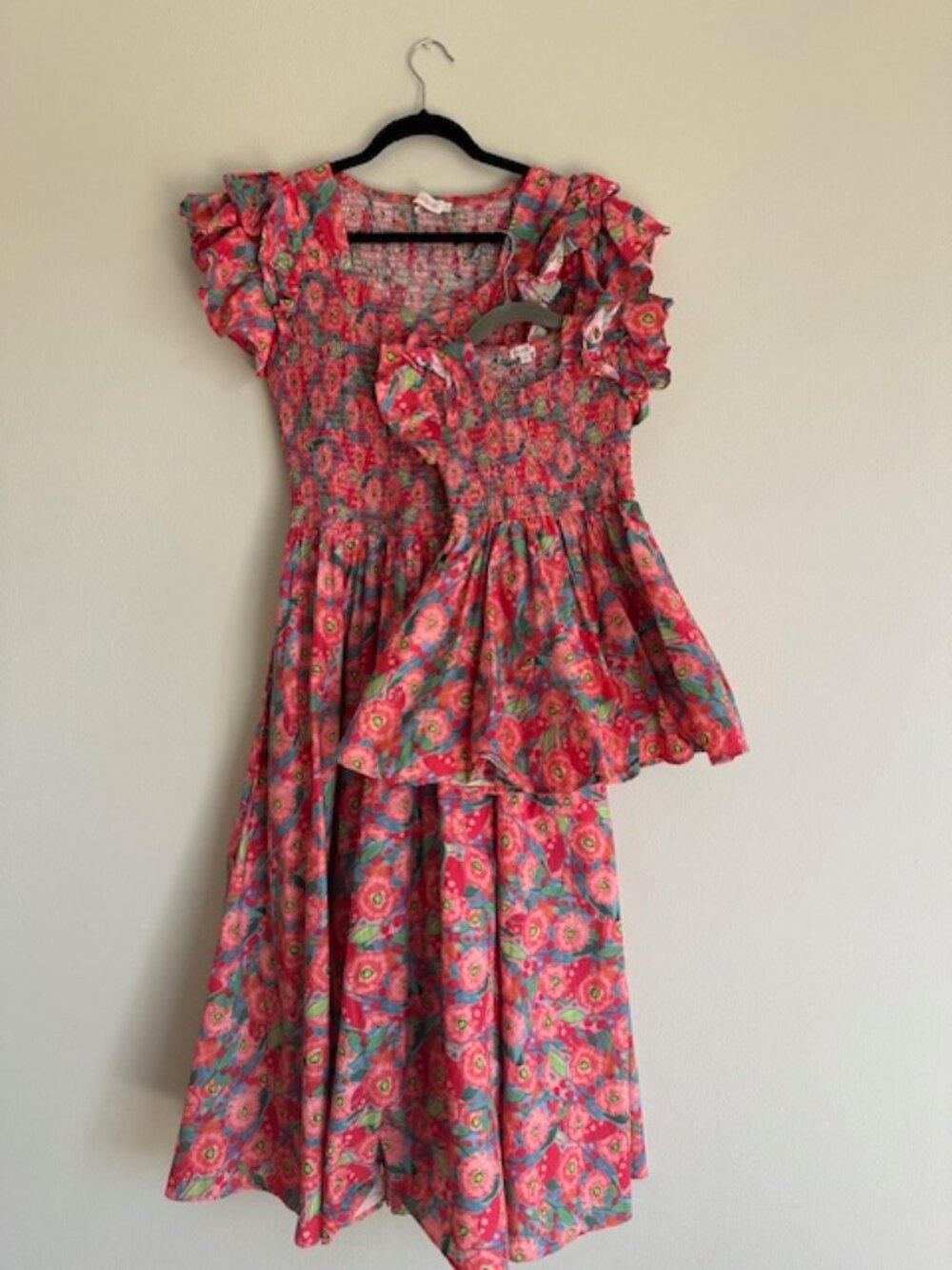 Ivy City Co Mommy & Me Floral Smocked Dresses L & 2T